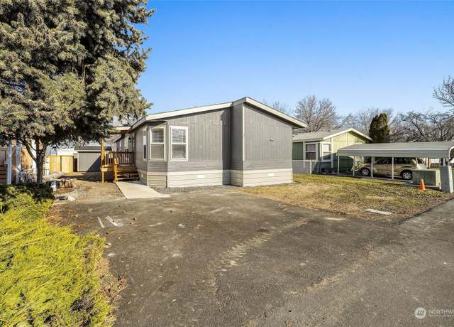 Property at 3211 W Wapato Dr #2, Moses Lake, WA 98837, 3 beds, 2 baths