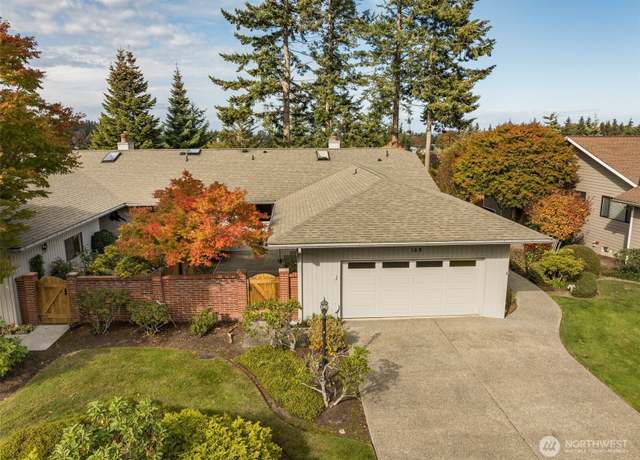 Property at 169 Fairway Dr, Sequim, WA 98382, 3 beds, 3 baths