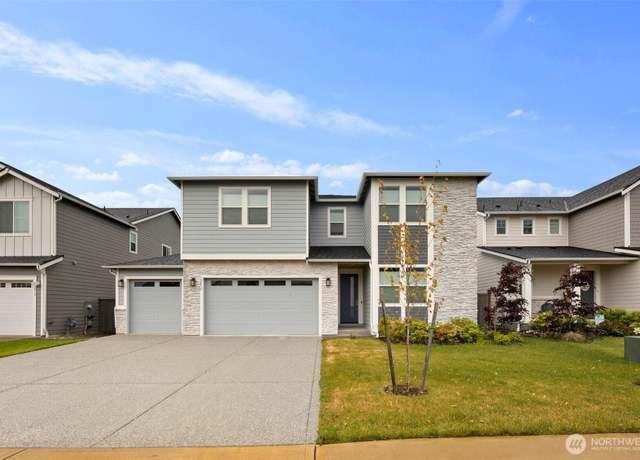 Property at 12619 176th St E, Puyallup, WA 98374, 4 beds, 3 baths