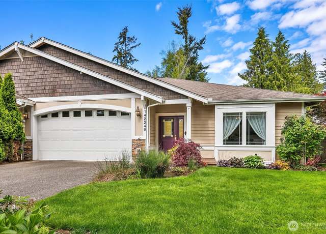 Property at 14224 Beverly Park Rd Unit B, Edmonds, WA 98026, 3 beds, 2 baths