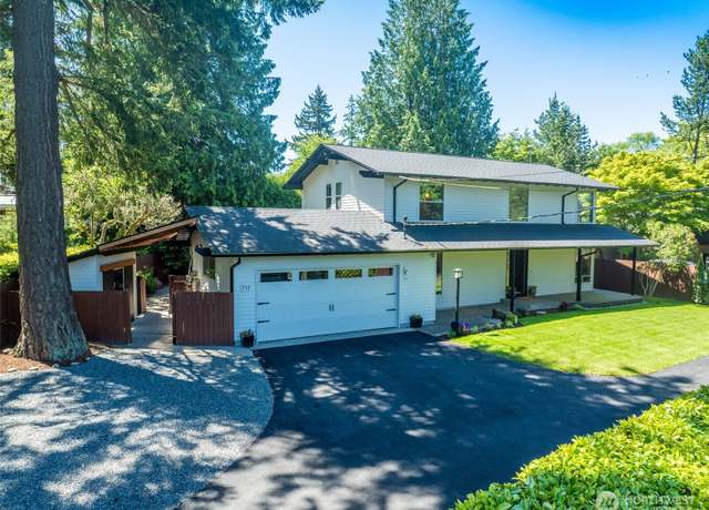 Property at 711 NW 120th St, Seattle, WA 98177, 3 beds, 2.5 baths