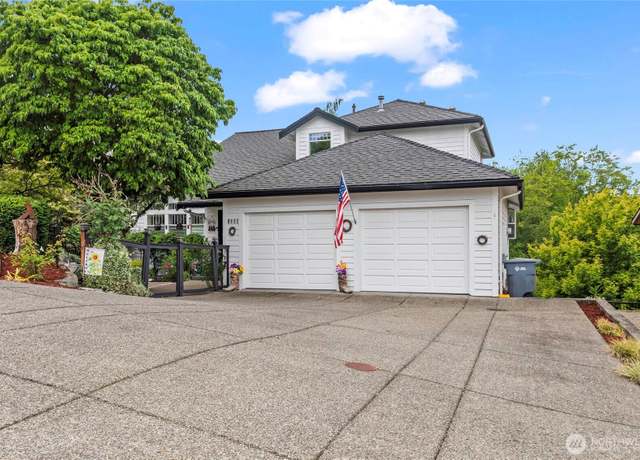 Property at 1308 11th Street Pl SW, Puyallup, WA 98371, 4 beds, 2.5 baths