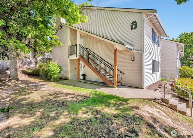 Property at 4231 NE 5th St Unit E101, Renton, WA 98059, 2 beds, 1.5 baths