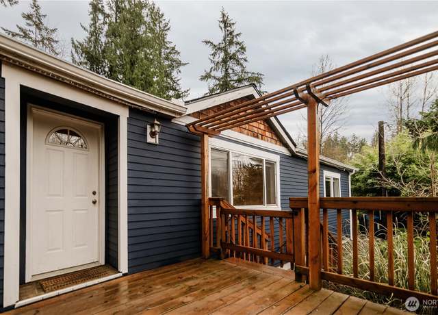 Property at 10726 148th Ave SE, Renton, WA 98059, 3 beds, 2 baths