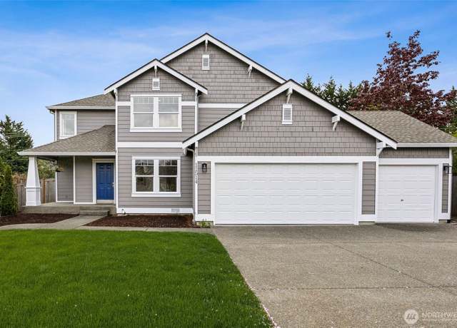 Property at 11514 135th Street Ct E, Puyallup, WA 98374, 4 beds, 2.5 baths