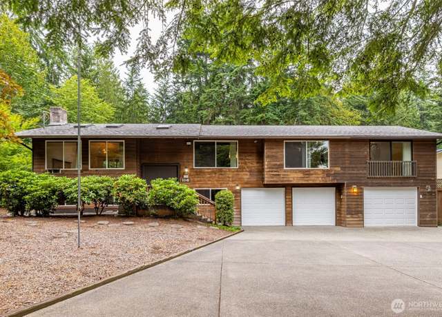 Property at 8141 Old Military Rd NE, Bremerton, WA 98311, 4 beds, 4.5 baths