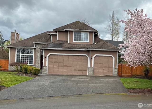Property at 12312 9th St E, Edgewood, WA 98372, 3 beds, 3 baths