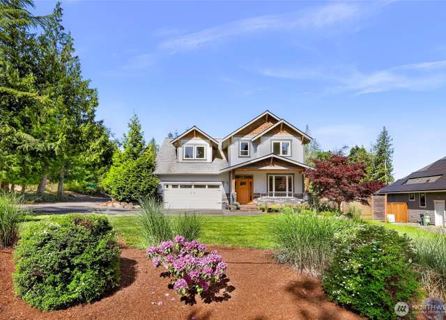 Property at 1207 Lakeview St, Bellingham, WA 98229, 3 beds, 2.5 baths