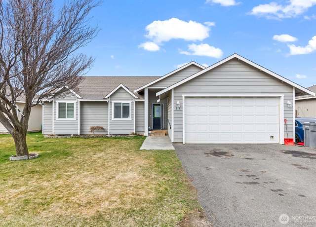 Property at 301 N Benton St, Kittitas, WA 98934, 3 beds, 2 baths