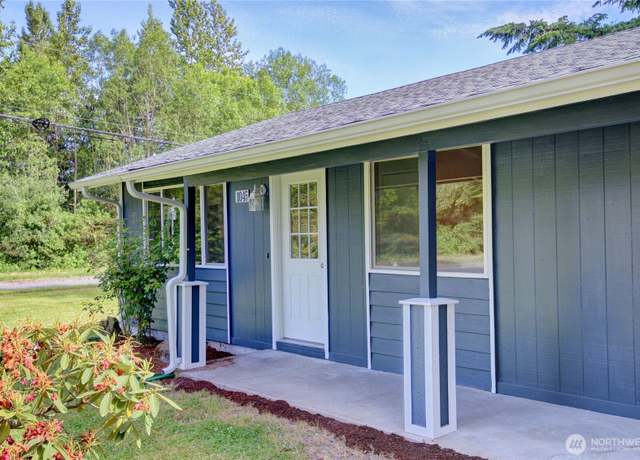 Property at 1045 Calkin Pl, Sedro Woolley, WA 98284, 3 beds, 1 bath