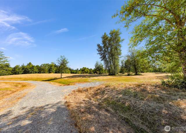Property at 353 E Silverado Ct, Bellingham, WA 98226
