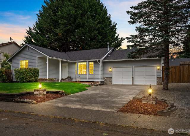 Property at 32206 Sunny Ln, Black Diamond, WA 98010, 3 beds, 2 baths
