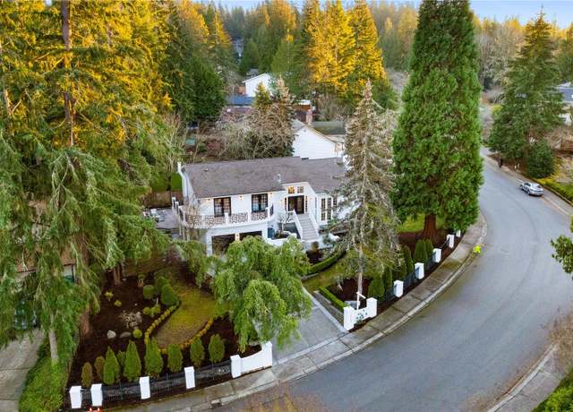 Property at 18509 NE 27th St, Redmond, WA 98052, 4 beds, 3 baths