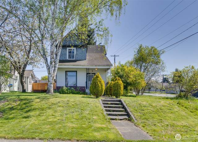 Property at 2231 Highland Ave, Everett, WA 98201, 3 beds, 1.5 baths