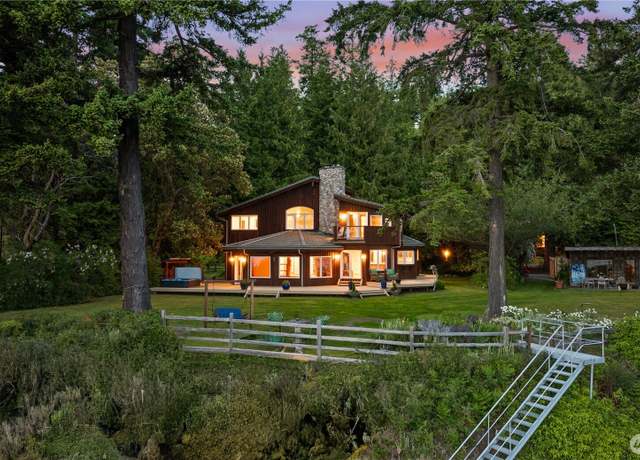 Property at 2548 S Camano Dr, Camano Island, WA 98282, 4 beds, 4 baths