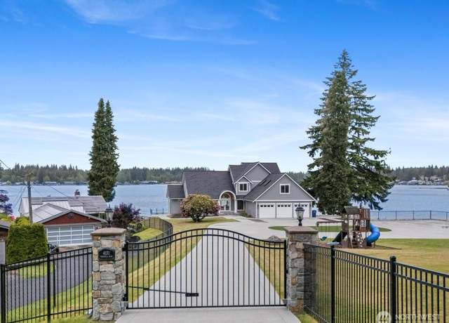 Property at 4131 Peninsula Rd, Stanwood, WA 98292, 4 beds, 3.5 baths