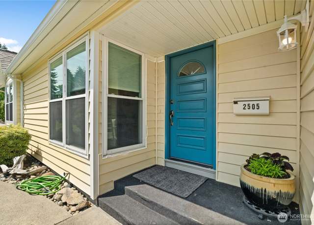 Property at 2505 26th St SE, Auburn, WA 98002, 5 beds, 3 baths