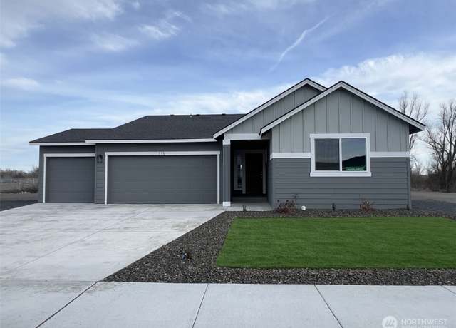 Property at 515 N Ruddy St, Moses Lake, WA 98837, 3 beds, 2 baths
