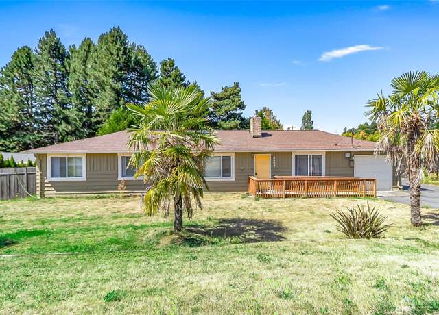 Property at 18804 43rd Ave W, Lynnwood, WA 98036, 4 beds, 2 baths