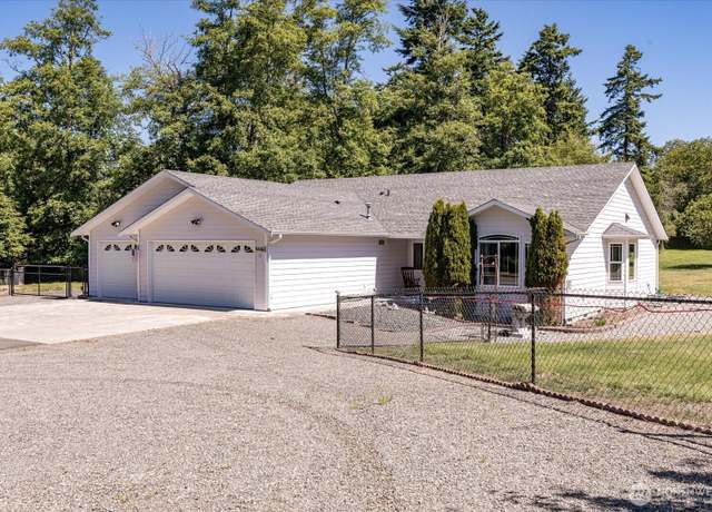 Property at 1440 Allyn Ln, Oak Harbor, WA 98277, 4 beds, 3 baths