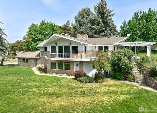 Property at 415 Snow Mass Ln, Yakima, WA 98908, 5 beds, 2.5 baths