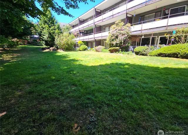 Property at 7924 212th St SW #104, Edmonds, WA 98026, 2 beds, 1 bath