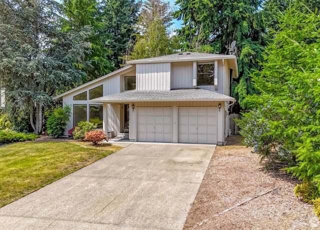 Property at 16410 92nd Ave E, Puyallup, WA 98375, 3 beds, 2.5 baths