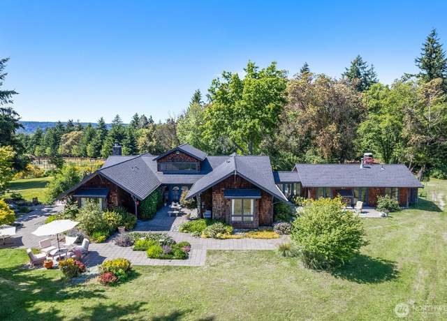 Property at 26742 94th Ave SW, Vashon, WA 98070, 4 beds, 3.5 baths