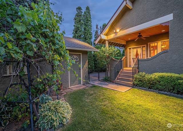 Property at 627 E Alder St, Walla Walla, WA 99362, 4 beds, 3 baths