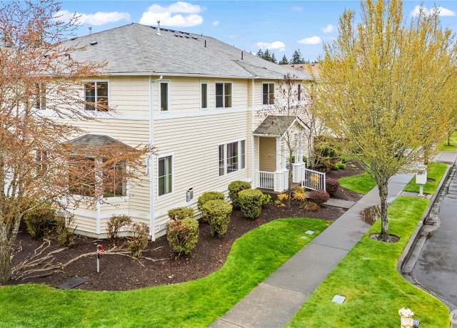 Property at 2010 Garry Oaks Ave Unit A, Dupont, WA 98327, 3 beds, 2.5 baths