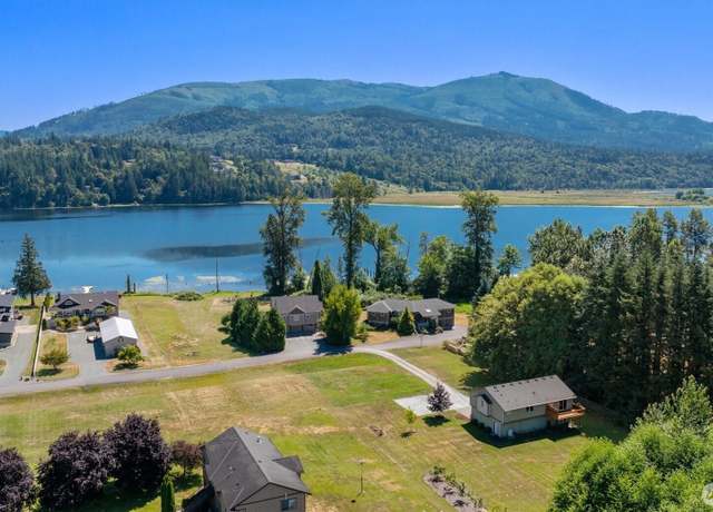 Property at 12700 Sawyer Ct, Clear Lake, WA 98235, 3 beds, 2 baths