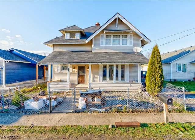 Property at 84 SW 11th St, Chehalis, WA 98532, 3 beds, 1.5 baths