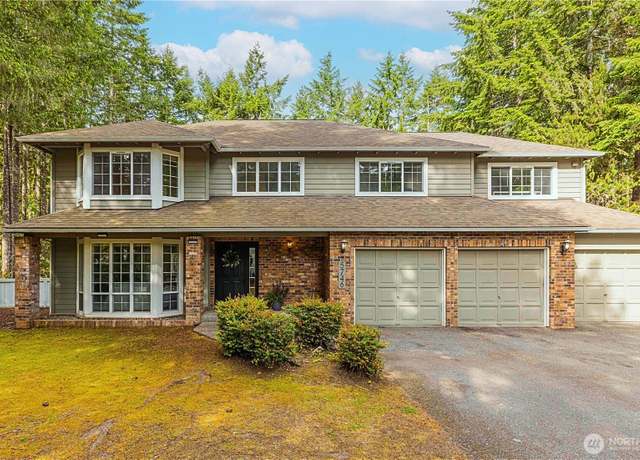Property at 5746 NW Londonderry Loop, Bremerton, WA 98312, 4 beds, 2.5 baths