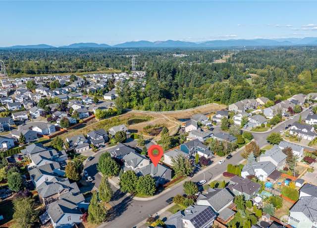Property at 30040 128th Ct SE, Auburn, WA 98092, 5 beds, 2.5 baths