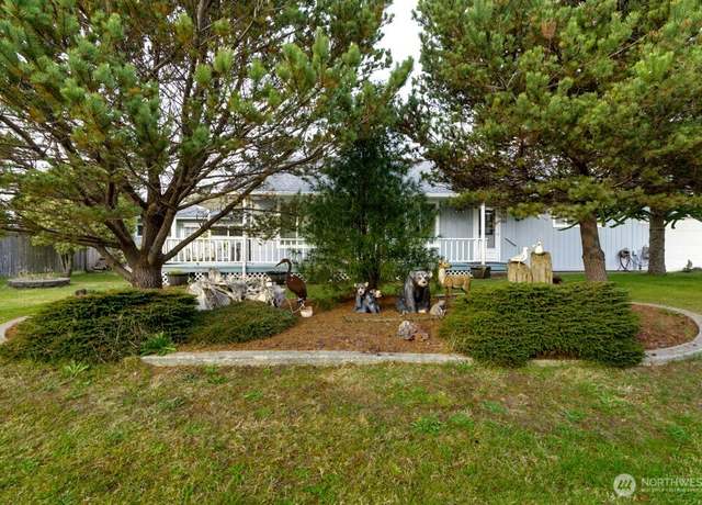 Property at 1514 198tH St, Long Beach, WA 98631, 3 beds, 2 baths