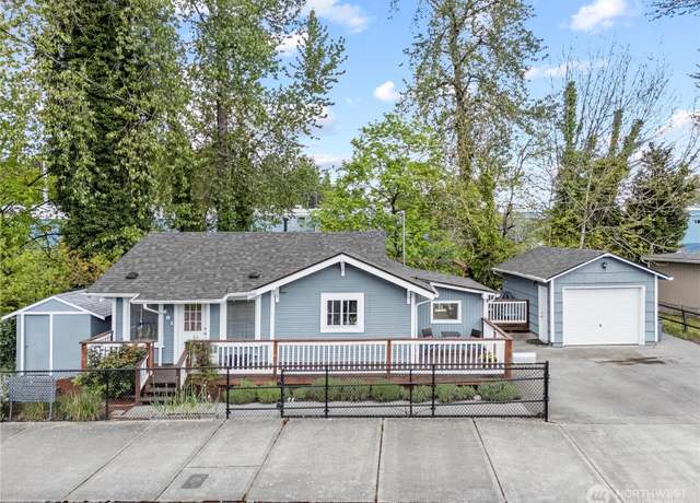 Property at 601 W Main St, Sumner, WA 98390, 3 beds, 2 baths