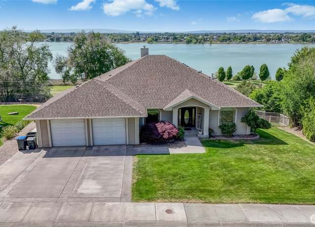 Property at 2108 S Beaumont Dr, Moses Lake, WA 98837, 5 beds, 3 baths