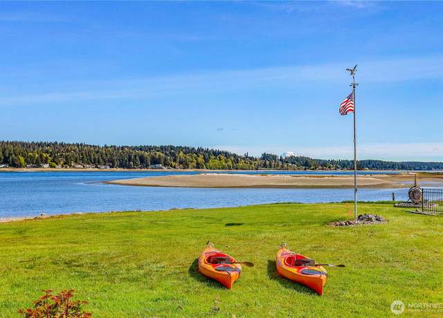 Property at 7530 E Grapeview Loop Rd, Allyn, WA 98524, 3 beds, 2 baths