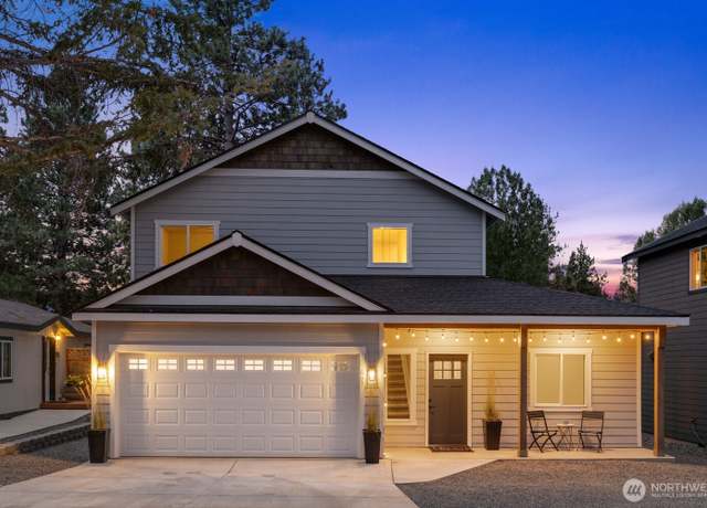 Property at 607 Park St, Cle Elum, WA 98922, 3 beds, 2.5 baths