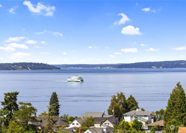 Property at 645 Cornelia Ave, Mukilteo, WA 98275, 4 beds, 4.5 baths