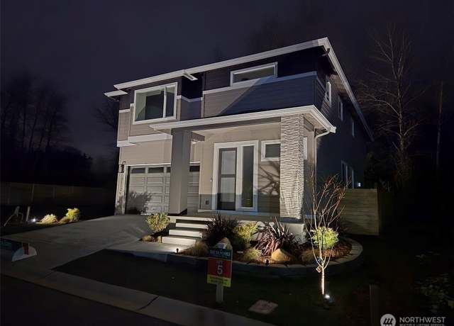 Property at 11612 SE 196 St #7, Kent, WA 98031, 5 beds, 3 baths