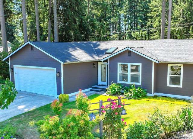 Property at 17701 Vine Ln SE, Yelm, WA 98597, 3 beds, 2 baths