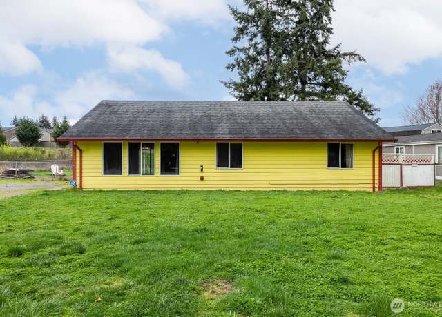 Property at 9047 Pepperidge Ln SE, Yelm, WA 98597, 3 beds, 2 baths