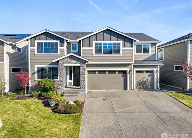 Property at 12723 173rd Street Ct E, Puyallup, WA 98374, 5 beds, 3 baths