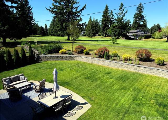 Property at 14120 SE 167th St, Renton, WA 98058, 4 beds, 2.5 baths