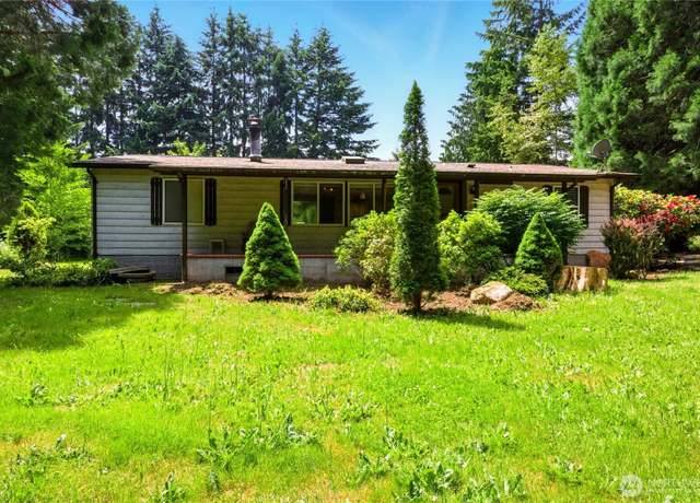 Property at 21216 E 127th St, Bonney Lake, WA 98391, 3 beds, 1.5 baths