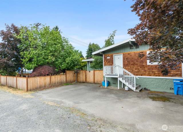 Property at 1401 Lum Rd, Centralia, WA 98531, 4 beds, 2 baths