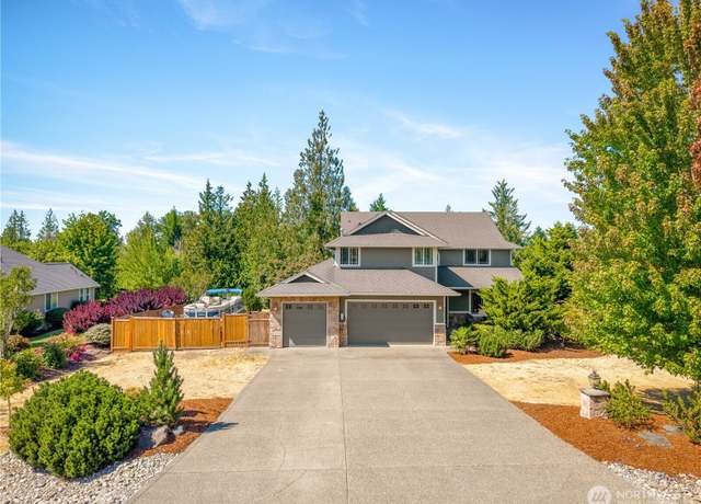 Property at 7633 Countrywood Dr SE, Olympia, WA 98501, 4 beds, 3.5 baths