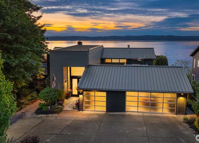 Property at 3626 SW Dash Point Rd, Federal Way, WA 98023, 4 beds, 4 baths