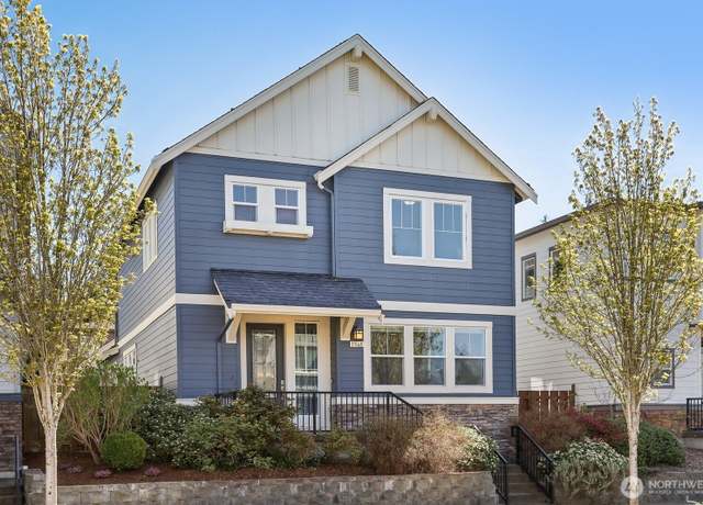 Property at 1568 14th Pl NE, Issaquah, WA 98029, 3 beds, 2.5 baths